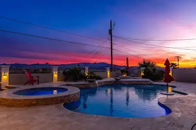 Image de Havasu Senita - Pool, Spa, Game Room, Views!