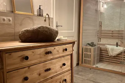 Image de Neues, Gemütliches 50m2 Appartement mit Privater Sauna