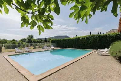 Image de Maison 'Les Sources Gîte Calabert' avec piscine partagée, terrasse privée et climatisation