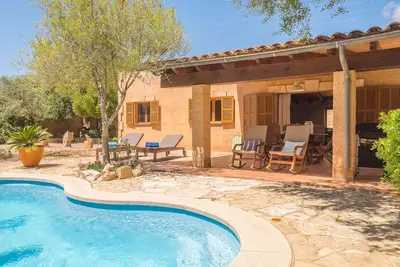 Image de Maison de campagne \"Sa Plana\" avec vue sur la montagne, piscine privée et Wi-Fi