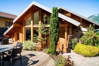 Villa 'Comme Un Jardin' avec vue sur lac, Wi-Fi et climatisation