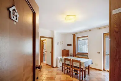 Image de Appartement 'Résidence Malibu Appartamento 5' avec vue sur les montagnes et Wi-Fi