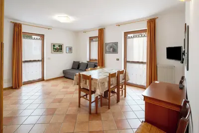Image de Appartement 'Résidence Malibu Appartamento 7' avec vue sur les montagnes et Wi-Fi