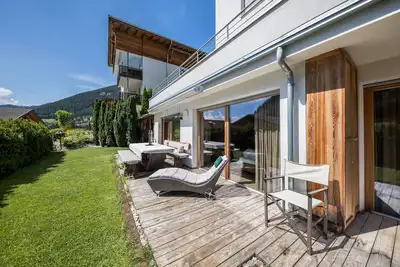 Image de Appartement \"Résidence Latemarblick\" avec vue sur les montagnes, terrasse privée et Wi-Fi