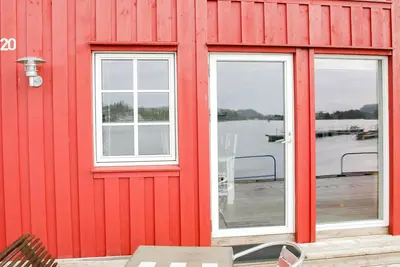 Image de Maison confortable de 3 chambres à.