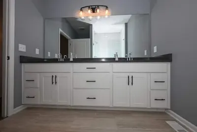 Image de Cleveland Clinic! Luxury 3br 2. 5 bath!