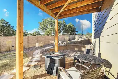 Image de Lindenmere Retreat! Private Suite w Fire Pit