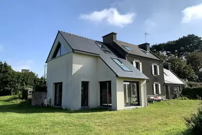 Image de Maison rénovée, au calme, avec grand jardin proches plages et Gr34