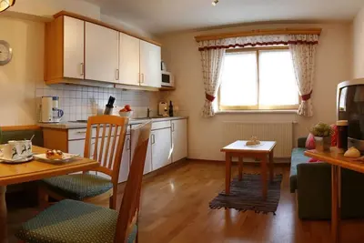 Image de Apartment \"theresa\" 1 Wohn- & 1 Schlafraum/du/wc - Ferienappartement Royer