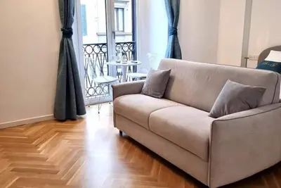 Image de King deluxe room B Boutique Apartment in the heart of Milan San babila Milan design discrict