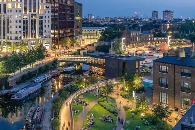 Image de Kings Cross Retreat!