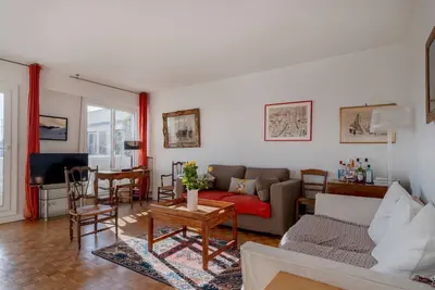 Image de Eiffel Tower Loft residence - 2 Chambres, Cuisine Bien Équipée