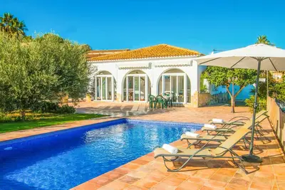 Image de Villa Garlanda - Trois Chambres Villa, Couchages 6