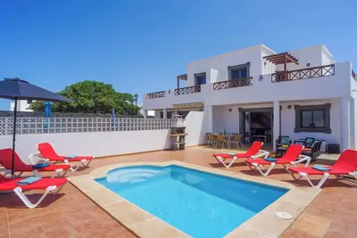 Image de Villa Mia - Trois Chambres Villa, Couchages 6