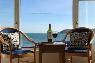 Image de Sea View Cottage on Penzance Promenade with Parking