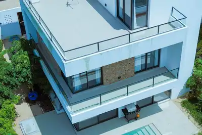 Image de Oceanside villa with unencumbered views, serene lap pool-10 min to Safari Blue.