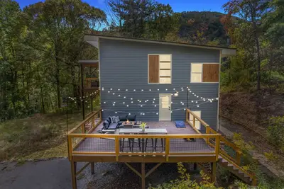 Image de Biltmore Bliss: Hot Tub, Fireplace, Mountain stay