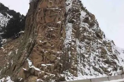 Image de Wild West Rockies! \nPET Friendly! \n2 Fenced-in yards! \nJACUZZI Hot Tub! \n