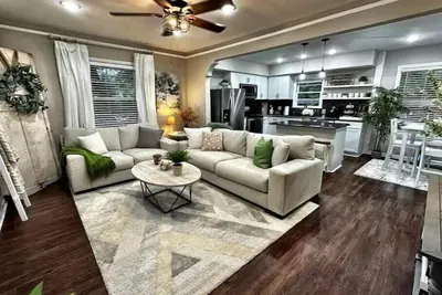 Image de Stunning home in quiet neighborhood near Ft. Benning