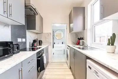 Image de Immersive Cinematic Cosy Retreat in City Centre
