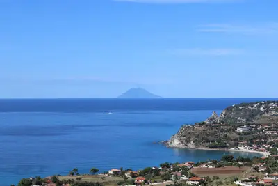 Image de Valentino Holiday Home-9 pax-Amazing sea view