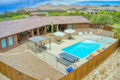 Image de Event Ready Spacious Tucson Villa w/ Private Pool