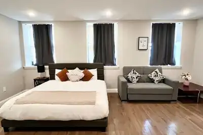 Image de 306 Deluxe King suite in the center city