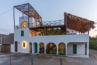 Image de Mangomiel is a boho-chic property in the heart of El Paredon