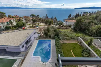 Image de Superbe appartement de 3 chambres à.