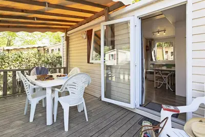 Image de Mobil-home | Classic | 2 Ch. | 4 pers. | Terrasse surélevée | A/C