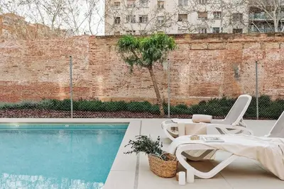 Image de Montsia - 3 bedrooms and a terrace in Les Corts