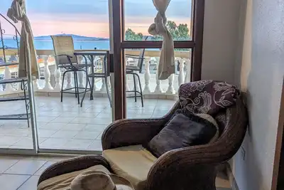 Image de Spacious Cholla Bay Retreat: Family-Friendly Oasis with Stunning Rooftop Views