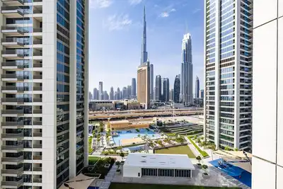 Image de 3bdr Apartment +  maid room I Burj Khalifa view I Downtown