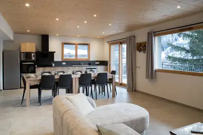 Image de Appartement neuf pied de piste belles prestations