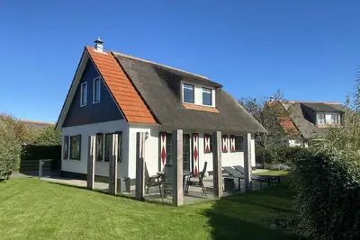 Image de Holiday home Buitenplaats 85 in Callantsoog. Suitable for 5 people with 2 bedrooms.