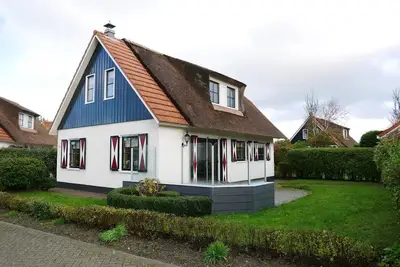 Image de Holiday home Buitenplaats 137 in Callantsoog. Suitable for 5 people with 2 bedrooms.