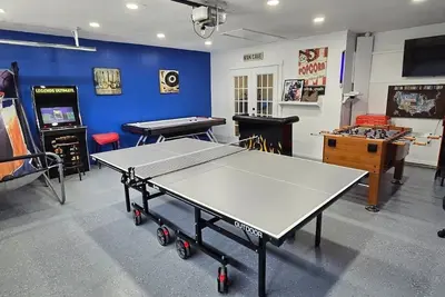 Image de Amazing Htd Pool+HotTub +13 min to Beach+4br/20ppl