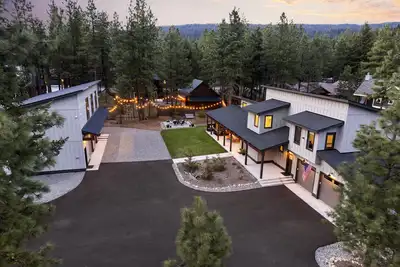 Image de Avail Ny's! Entertainers Dream Winter Escape for Making Family Memories