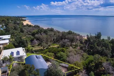 Image de Spacious Coastal Retreat 5 Bdr