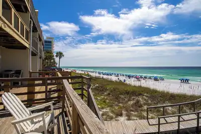 Image de Anchor Townhome #5 | Incredible Location + Beachfront Views
