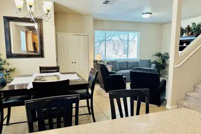 Image de Palm Paradise by Mesquite Vacation Rentals with Community Pool, Two Primary Suites and $510 in free daily activities