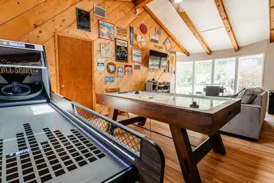 Image de Tribesman Resort 8 - Renovated Condo, Lake Access & Slip Rental, Great Location!