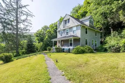 Image de Charming and Relaxing 4br Farmhouse for Group Getaway