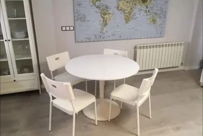 Image de Piso 4 Habitaciones Un Baño Wifi