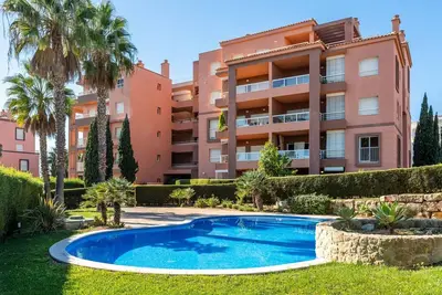 Image de Serene Ocean 1 Bdr Apartment W/Patio by LovelyStay