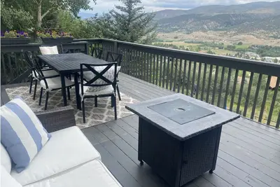 Image de Mountain Views! Close to town and Minutes to Beaver Creek and Vail