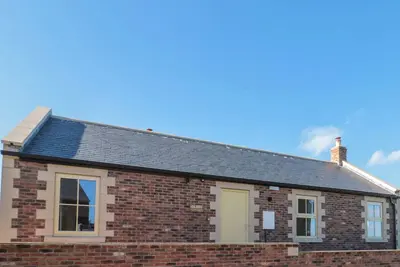Image de Glebe Cottage, with pool in Embleton