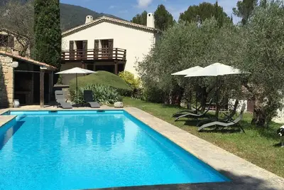 Image de Secluded villa with large pool in lovely gardens. 1 hour from Nice airport!