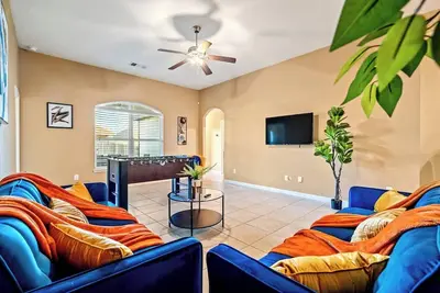 Image de One level home, Foosball, Crib, Office space, Yard