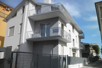 Image de Appartement 'Villa Nicole 3 Camere' avec terrasse privée, balcon et climatisation